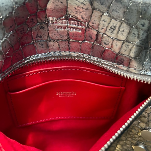 Hammitt leather silver metallic reptile crossbody bag zip closure - Picture 8 of 13